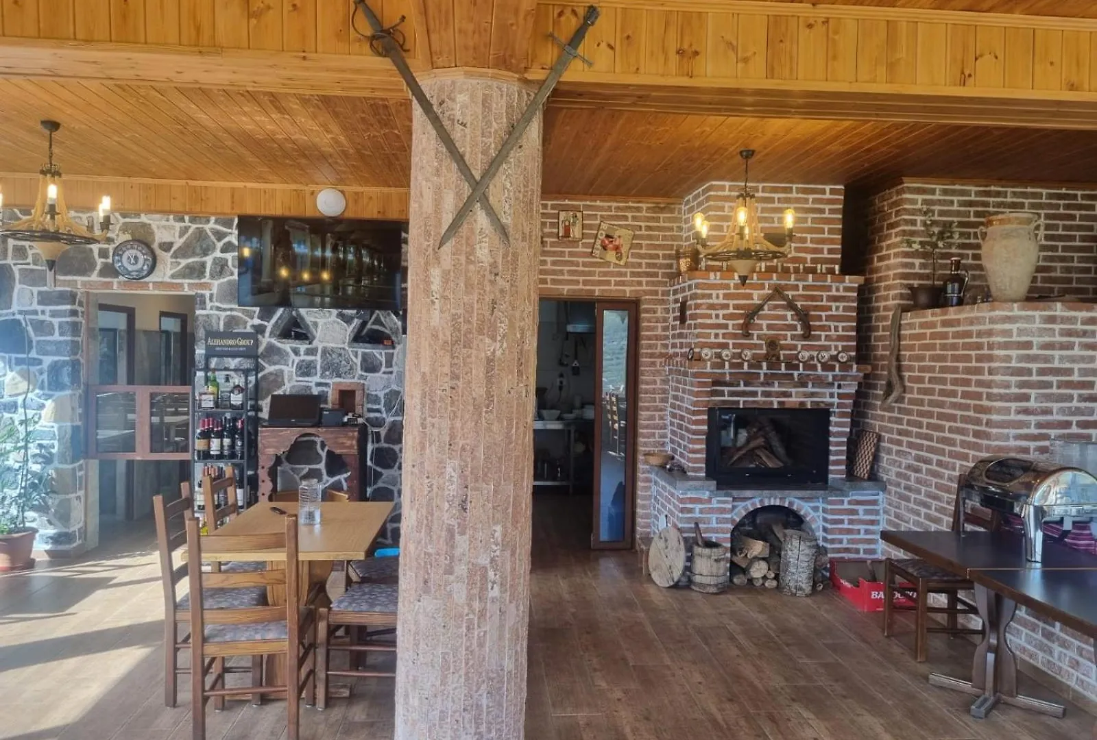 Theth Kompleksi Gjoni Guest house
