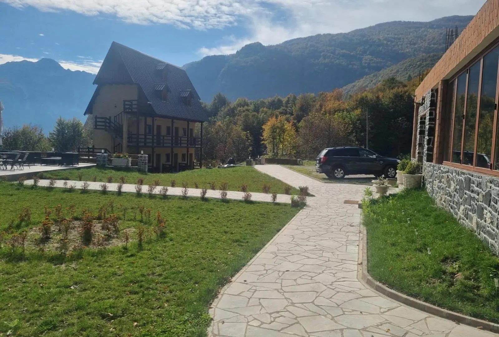 Theth Kompleksi Gjoni