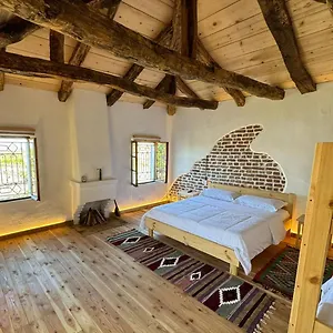 Vitoria - Mrizi I Zanave Guest house